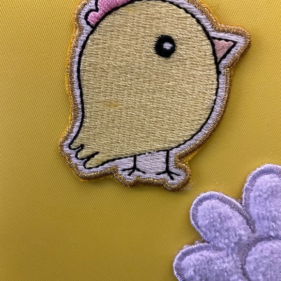 Stoney Clover Lane travel case in lemon - Picture 7 of 8